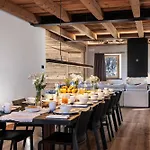 Hellochalet Les Fleurs - Scenic Alpine Escape 70 Metres From The Cable Car Gressan