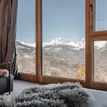 Hellochalet Les Fleurs - Scenic Alpine Escape 70 Metres From The Cable Car Gressan