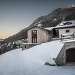 Chalet Hellochalet Les Fleurs - Scenic Alpine Escape 70 Metres From The Cable Car Gressan