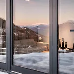 Chalet Hellochalet Les Fleurs - Scenic Alpine Escape 70 Metres From The Cable Car Gressan