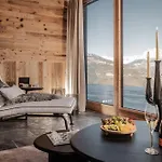 Hellochalet Les Fleurs - Scenic Alpine Escape 70 Metres From The Cable Car *