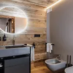 Hellochalet Les Fleurs - Scenic Alpine Escape 70 Metres From The Cable Car *
