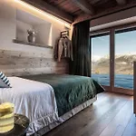 Hellochalet Les Fleurs - Scenic Alpine Escape 70 Metres From The Cable Car