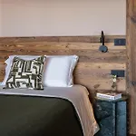 Hellochalet Les Fleurs - Scenic Alpine Escape 70 Metres From The Cable Car Gressan