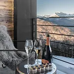Hellochalet Les Fleurs - Scenic Alpine Escape 70 Metres From The Cable Car Chalet