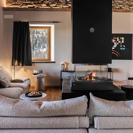 Hellochalet Les Fleurs - Scenic Alpine Escape 70 Metres From The Cable Car Chalé