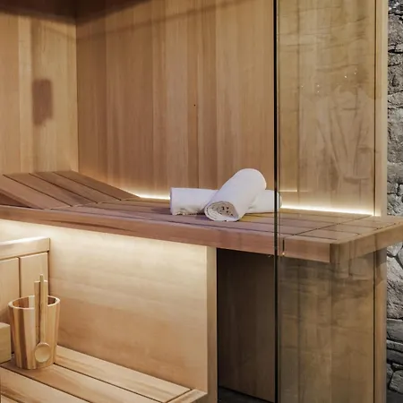 Domek alpejski Hellochalet Les Fleurs - Scenic Alpine Escape 70 Metres From The Cable Car Gressan