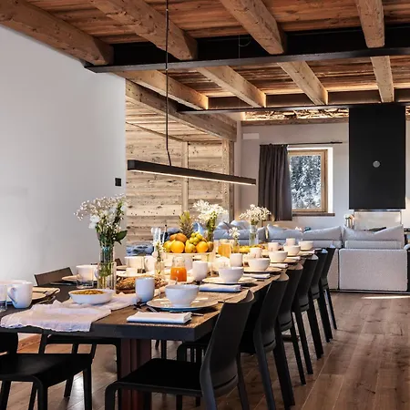Hellochalet Les Fleurs - Scenic Alpine Escape 70 Metres From The Cable Car Gressan