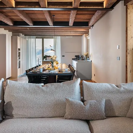 Domek alpejski Hellochalet Les Fleurs - Scenic Alpine Escape 70 Metres From The Cable Car Gressan
