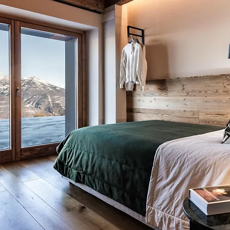 Hellochalet Les Fleurs - Scenic Alpine Escape 70 Metres From The Cable Car