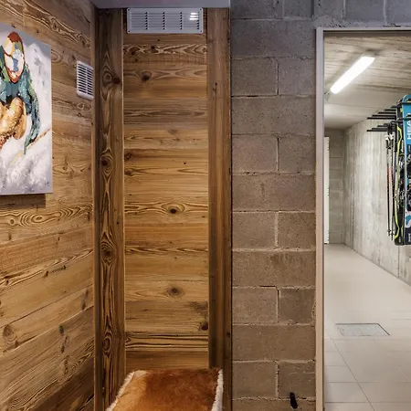Hellochalet Les Fleurs - Scenic Alpine Escape 70 Metres From The Cable Car Domek alpejski