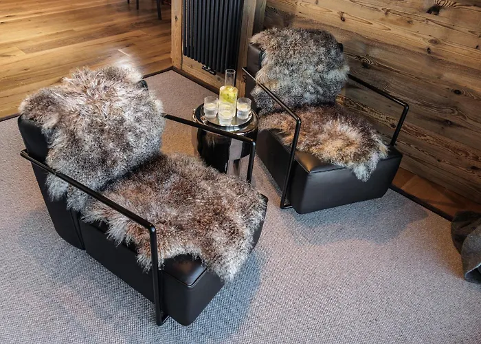 Hellochalet Les Fleurs - Scenic Alpine Escape 70 Metres From The Cable Car 샬레 그레산