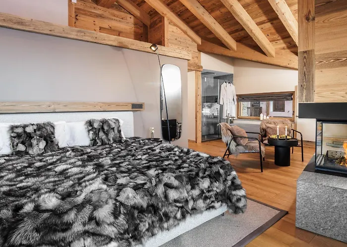 Hellochalet Les Fleurs - Scenic Alpine Escape 70 Metres From The Cable Car 샬레