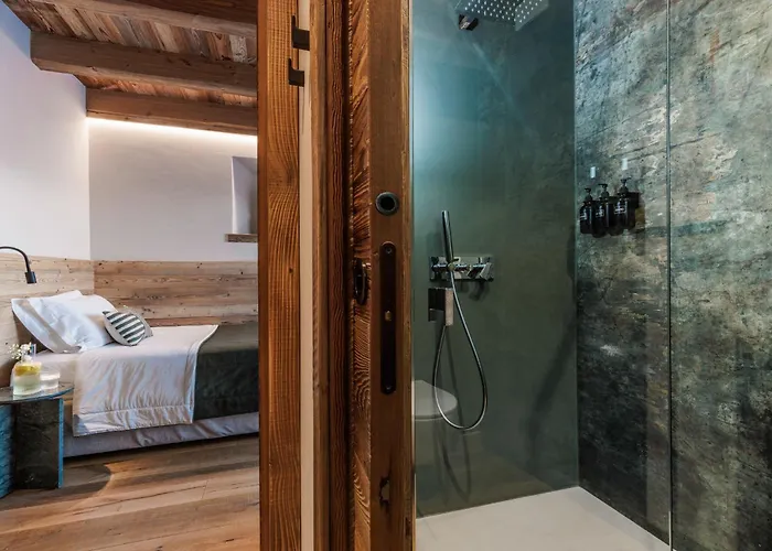 Hellochalet Les Fleurs - Scenic Alpine Escape 70 Metres From The Cable Car 그레산