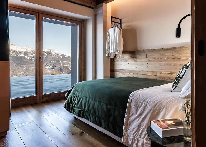 Hellochalet Les Fleurs - Scenic Alpine Escape 70 Metres From The Cable Car