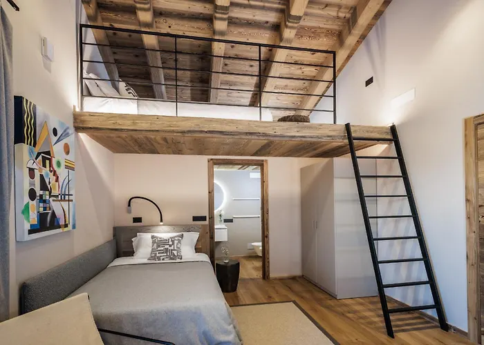 Hellochalet Les Fleurs - Scenic Alpine Escape 70 Metres From The Cable Car