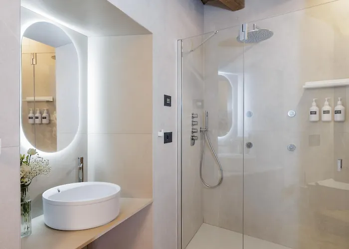 Hellochalet Les Fleurs - Scenic Alpine Escape 70 Metres From The Cable Car