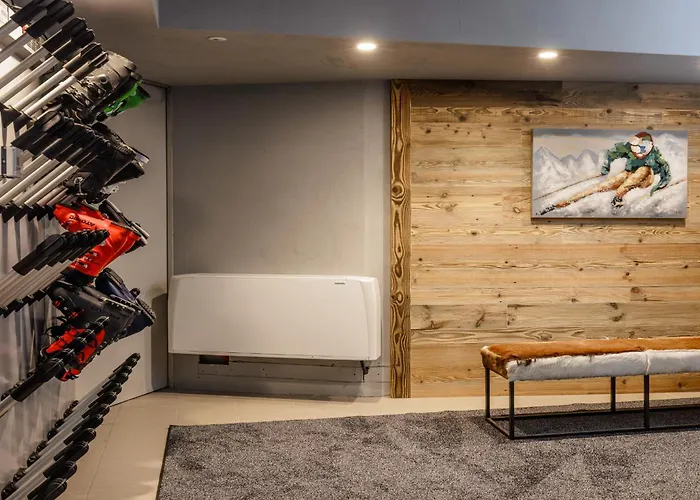 Hellochalet Les Fleurs - Scenic Alpine Escape 70 Metres From The Cable Car 그레산